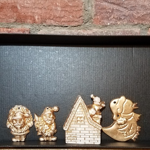 Lot of 4 Vtg Gold Leaf Plaster Christmas Ornaments - Picture 1 of 8